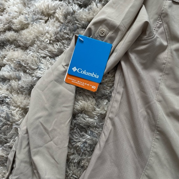 Beige Columbia Sunshade Button-up Shirt - Picture 7 of 8